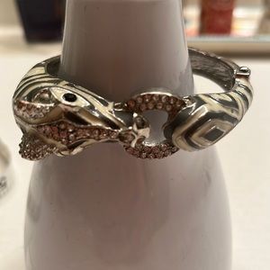 Vintage Zebra Crystal Clasp Bracelet